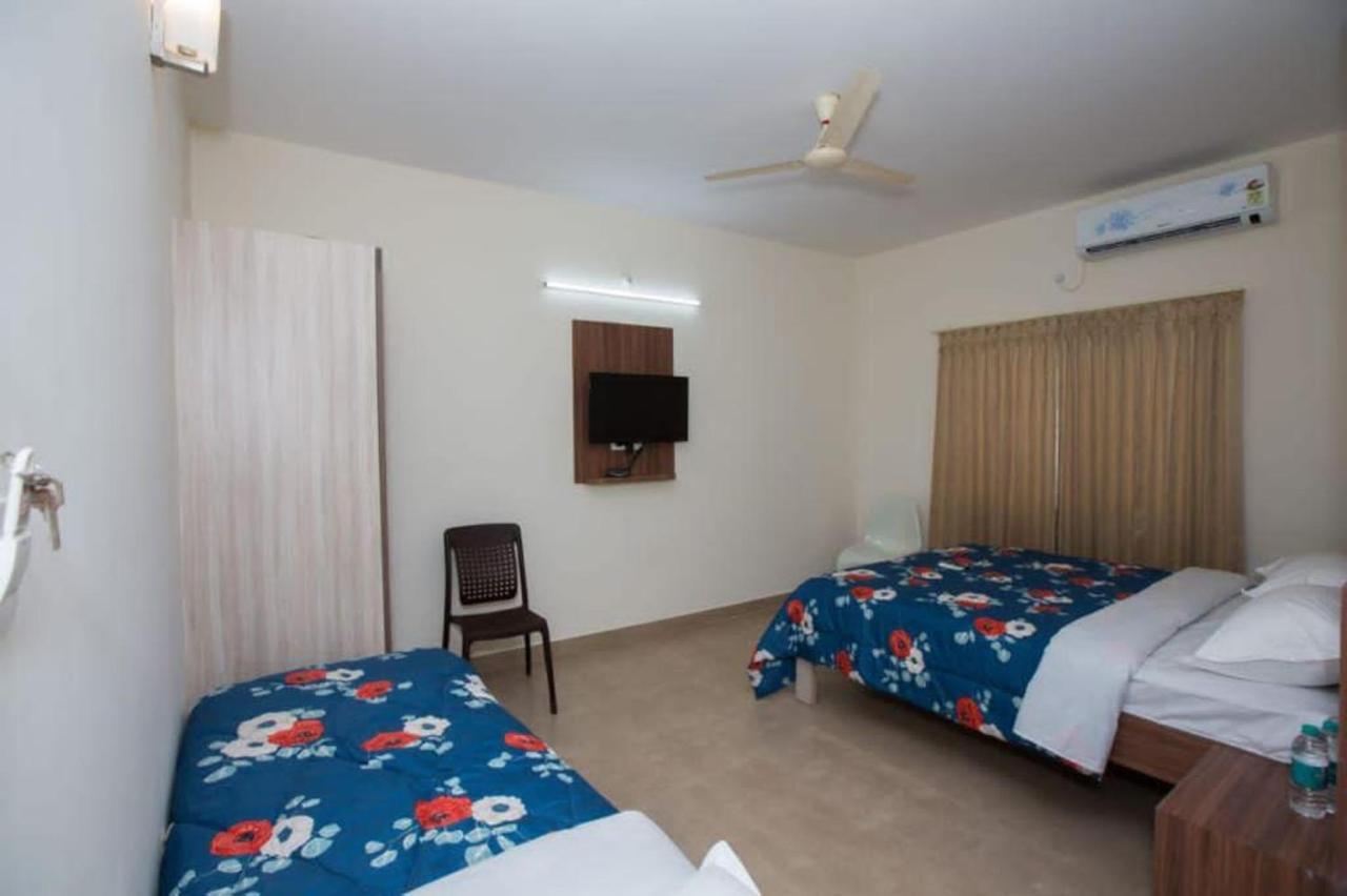 Hotel Vijaya Lakshmi Residency - Yeshwanthpur 班加罗尔 外观 照片